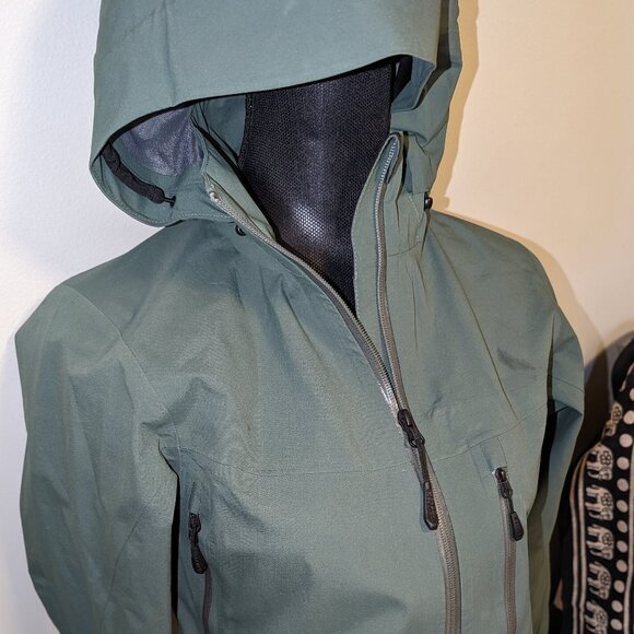 GoLite  Ready Set Go (RSG) Shell Jacket - Women's Size XS ( Green ) - Picture 4 of 6
